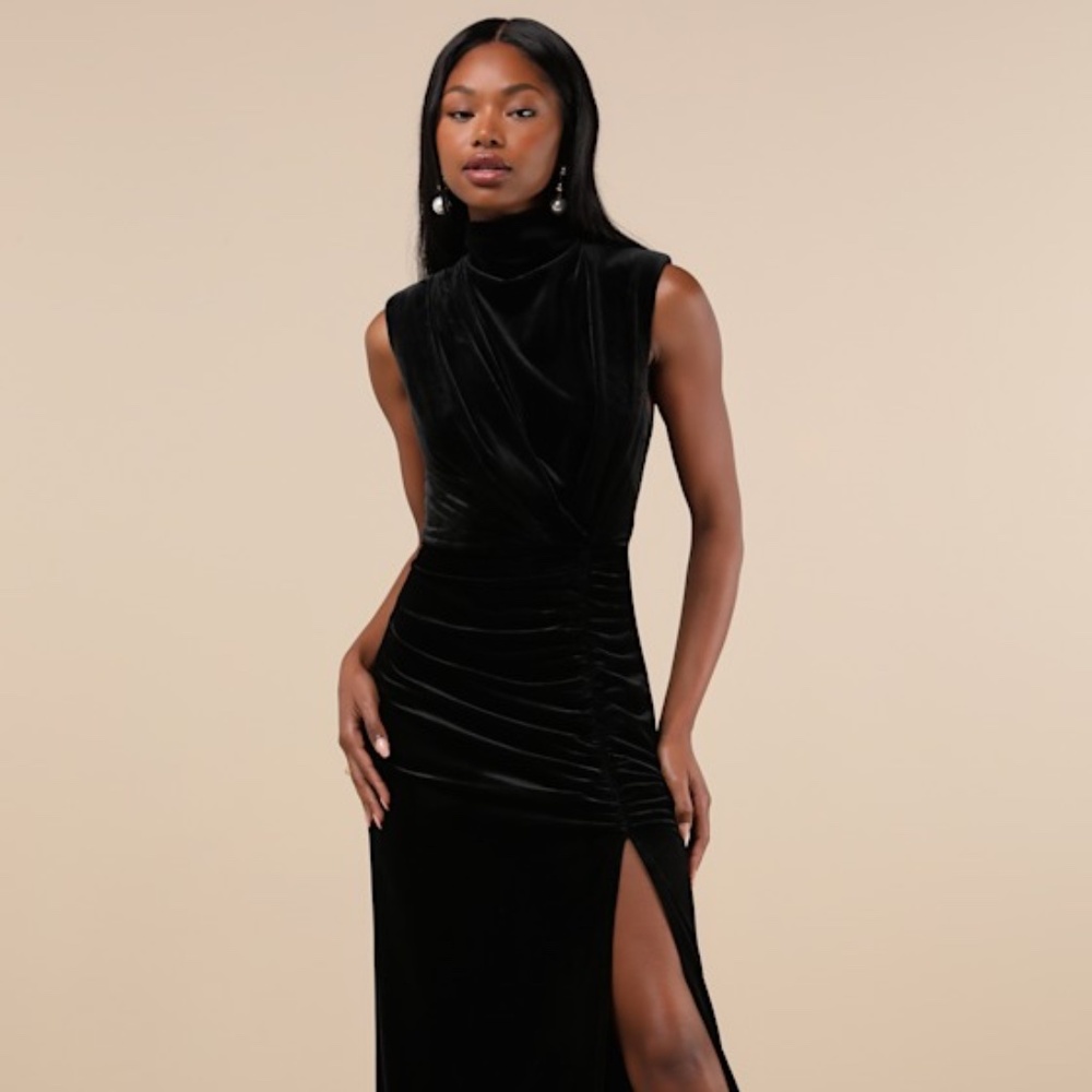 Lulus Alluring Image Black Ruched Velvet Mock Neck Maxi Dress - Size M